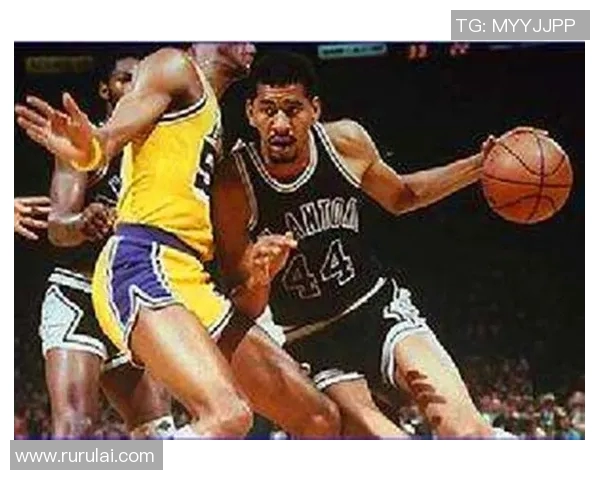 足球场上的传奇外号揭秘各大明星背后的故事与含义