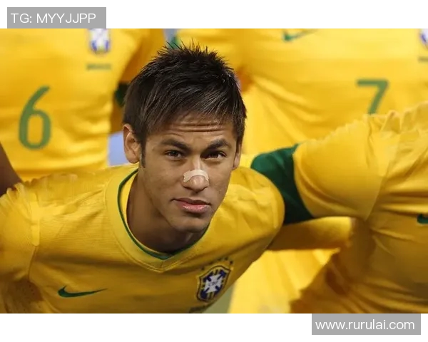 足球明星小尔多的传奇之路与辉煌成就全揭秘